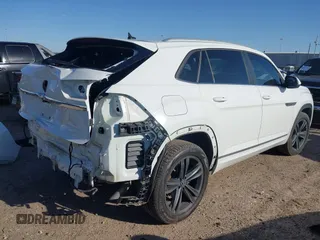 2021 Volkswagen Atlas SE with VIN 1V2PE2CA4MC203850, listed as a IAAI auction lot 41634034 with 56,336 mi miles and . Bid and sale history available at DreamBid. Image 4.