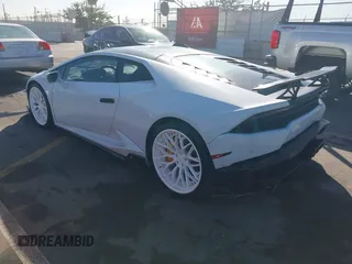 2015 Lamborghini Huracan z VIN ZHWUC1ZF8FLA03249, wystawiony jako IAAI lot #40731247 z przebiegiem 11 871 mil mil oraz . Historia ofert i sprzedaży dostępna na DreamBid. Obrazek 3.