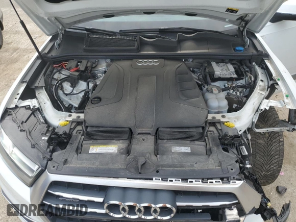 2019 Audi Q7 Premium Plus with VIN WA1LHAF77KD031395, listed as a Copart auction lot 60893815 with 47,008 mi miles and Salvage title. Bid and sale history available at DreamBid. Image 12.