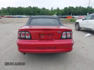 1994 Ford Mustang с VIN 1FALP4443RF186095, выставлен на аукционе IAAI как лот 42490955 с пробегом 124 482 миль миль и . История ставок и продаж доступна на DreamBid. Изображение 16.