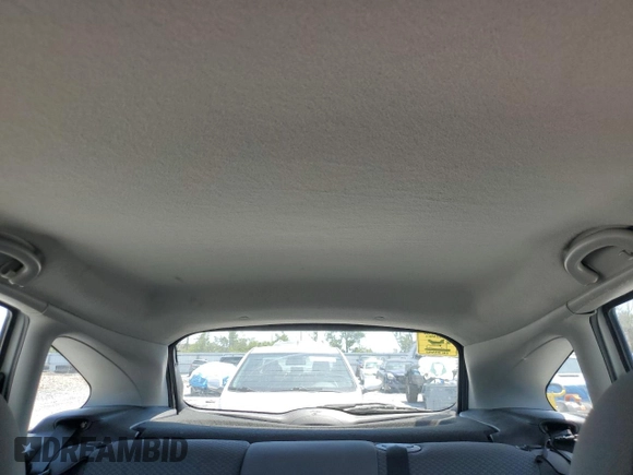 2005 Ford Focus S with VIN 3FAFP37N65R120732, listed as a Copart auction lot 52451995 with 118,612 mi miles and Clean Title. Bid and sale history available at carsss.com. Image 10.