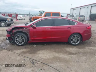 2019 Ford Fusion Titanium с VIN 3FA6P0RU2KR190369, выставлен на аукционе IAAI как лот 42193379 с пробегом 60 325 миль миль и . История ставок и продаж доступна на DreamBid. Изображение 15.