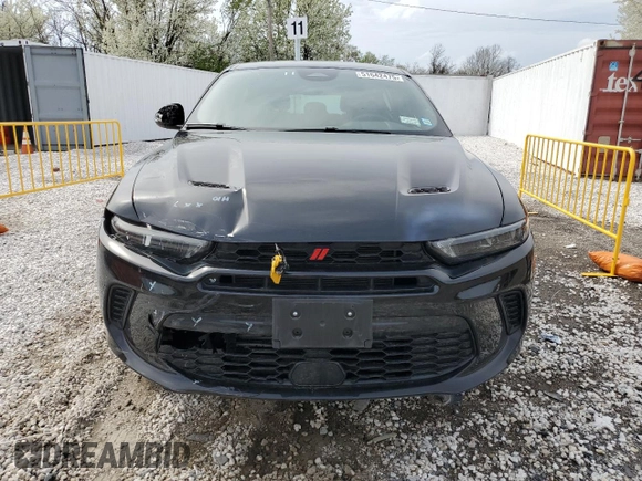 2024 Dodge Hornet R/T with VIN ZACPDFCW0R3A30992, listed as a Copart auction lot 51642475 with 24,893 mi miles and Non Repairable. Bid and sale history available at carsss.com. Image 5.