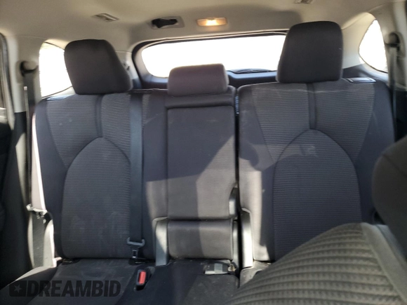 2020 Toyota Highlander LE z VIN 5TDBZRBH4LS511959, wystawiony jako Copart lot #53354555 z przebiegiem 99 381 mil mil oraz Szkoda całkowita • Salvage title. Historia ofert i sprzedaży dostępna na DreamBid. Obrazek 10.