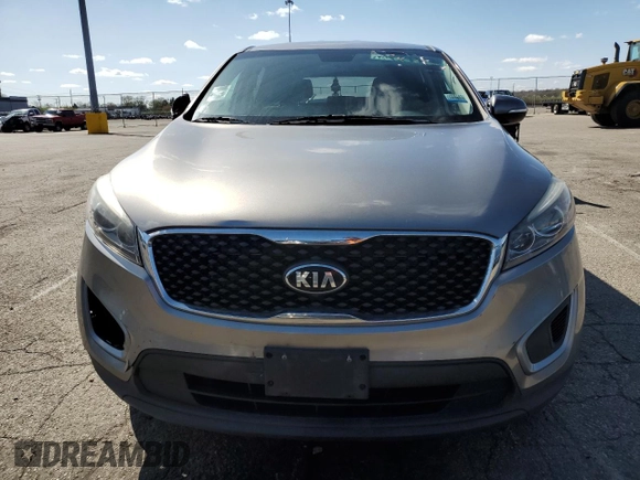 2017 Kia Sorento L with VIN 5XYPG4A34HG336959, listed as a Copart auction lot 52256245 with 129,750 mi miles and Clean Title. Bid and sale history available at DreamBid. Image 5.