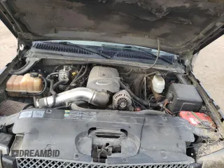 2003 Chevrolet Silverado 1500HD LT z VIN 1GCGC13U93F217588, wystawiony jako Copart lot #81361393 z przebiegiem 206 034 mil mil oraz Szkoda całkowita • Salvage title. Historia ofert i sprzedaży dostępna na DreamBid. Obrazek 11.