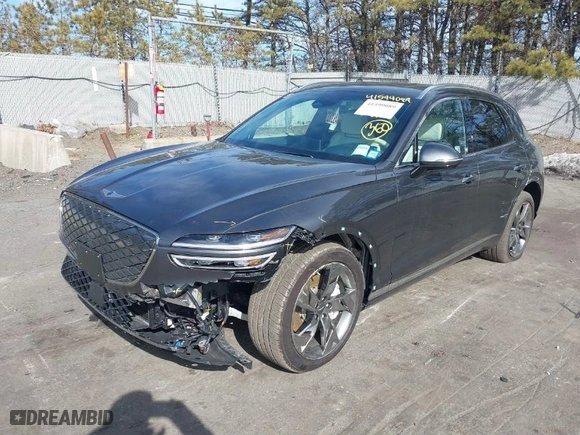 2025 Genesis Electrified GV70 Advanced with VIN 5NMMCET10SH004000, listed as a IAAI auction lot 41599089 with 2,064 mi miles. Bid and sale history available at carsss.com. Image 2.