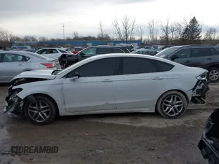 2013 Ford Fusion SE with VIN 3FA6P0H74DR114053, listed as a IAAI auction lot 41510376 with 204,664 mi miles and . Bid and sale history available at carsss.com. Image 13.