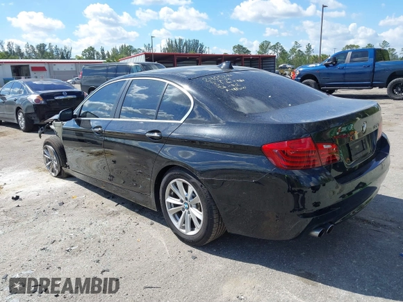2016 BMW 5 Series 528i z VIN WBA5A5C5XGD528376, wystawiony jako IAAI lot #41541841 z przebiegiem 91 865 mil mil oraz . Historia ofert i sprzedaży dostępna na DreamBid. Obrazek 3.