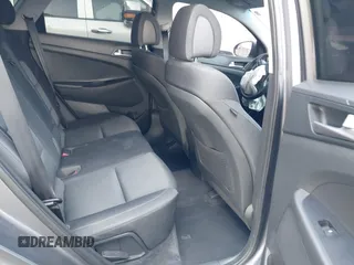 2018 Hyundai Tucson SEL with VIN KM8J33A47JU768935, listed as a IAAI auction lot 41007821 with 125,678 mi miles. Bid and sale history available at carsss.com. Image 8.