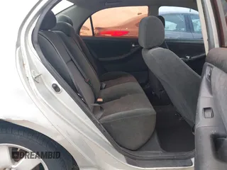 2006 Toyota Corolla CE z VIN 1NXBR32E56Z664753, wystawiony jako IAAI lot #42653109 z przebiegiem 231 836 mil mil oraz . Historia ofert i sprzedaży dostępna na DreamBid. Obrazek 8.