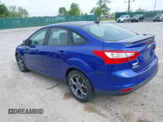 2013 Ford Focus SE with VIN 1FADP3F23DL216426, listed as a IAAI auction lot 42144277 with 134,839 mi miles and . Bid and sale history available at carsss.com. Image 3.