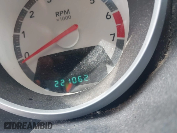 2010 Dodge Grand Caravan SE with VIN 2D4RN4DE6AR339734, listed as a IAAI auction lot 40086879 with 221,062 mi miles and . Bid and sale history available at DreamBid. Image 7.