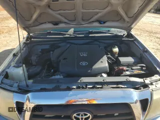 2006 Toyota Tacoma PreRunner z VIN 5TEJU62N16Z271677, wystawiony jako Copart lot #46617005 z przebiegiem 145 573 mil mil oraz Szkoda całkowita • Salvage title. Historia ofert i sprzedaży dostępna na DreamBid. Obrazek 12.