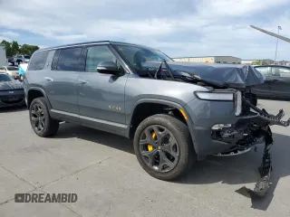 2023 Rivian R1S Adventure z VIN 7PDSGABA5PN010593, wystawiony jako Copart lot #52508835 z przebiegiem 16 962 mil mil oraz Szkody całkowita. Historia ofert i sprzedaży dostępna na DreamBid. Obrazek 4.