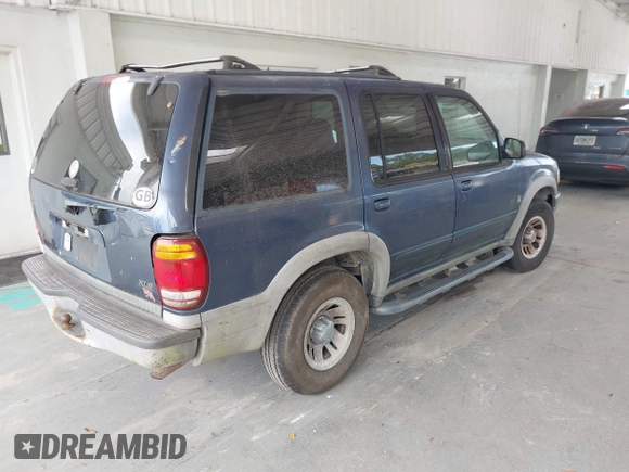 2000 Ford Explorer XLS with VIN 1FMZU62X6YZA90590, listed as a IAAI auction lot 42734741 with 288,016 mi miles and . Bid and sale history available at DreamBid. Image 4.