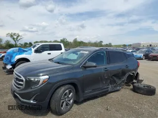 2020 GMC Terrain SLT z VIN 3GKALVEV2LL169266, wystawiony jako Copart lot #55943075 z przebiegiem 105 215 mil mil oraz Szkoda całkowita • Salvage title. Historia ofert i sprzedaży dostępna na DreamBid. Obrazek 1.