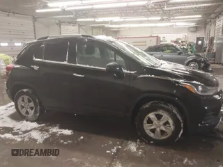 2017 Chevrolet Trax LT with VIN 3GNCJPSB6HL232738, listed as a IAAI auction lot 41257753 with 68,403 mi miles. Bid and sale history available at carsss.com. Image 13.