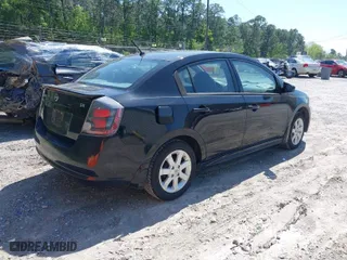 2011 Nissan Sentra 2.0 SR with VIN 3N1AB6AP8BL622383, listed as a IAAI auction lot 42008898 with 130,562 mi miles. Bid and sale history available at carsss.com. Image 4.