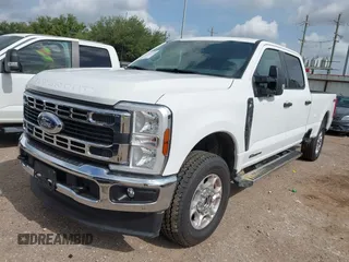 2025 Ford F-250 XL with VIN 1FT7W2BT9SEC54537, listed as a IAAI auction lot 42714592 with 6,334 mi miles and . Bid and sale history available at DreamBid. Image 17.