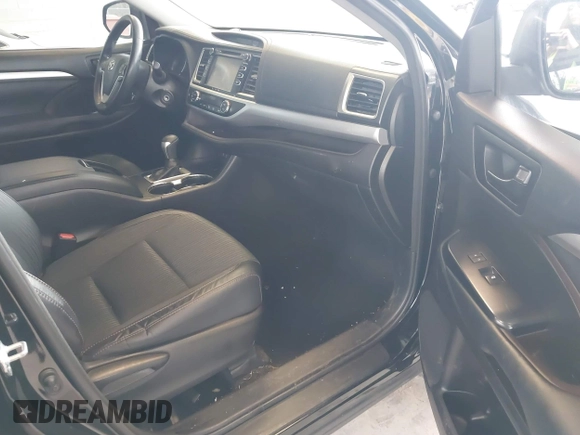 2018 Toyota Highlander LE with VIN 5TDBZRFHXJS805406, listed as a IAAI auction lot 41783455 with 146,388 mi miles and . Bid and sale history available at DreamBid. Image 5.
