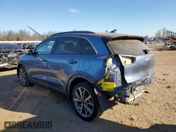 2022 Kia Niro Touring SE with VIN KNDCC3LC8N5532201, listed as a Copart auction lot 50822464 with 101,962 mi miles and Salvage Title. Bid and sale history available at carsss.com. Image 2.