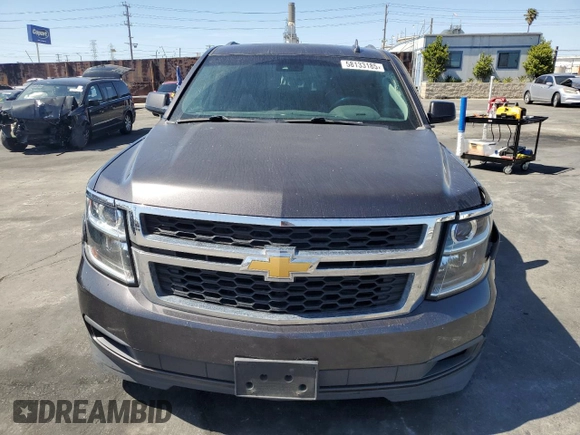 2017 Chevrolet Suburban LT z VIN 1GNSCHKC2HR243460, wystawiony jako Copart lot #58133185 z przebiegiem 108 632 mil mil oraz Szkoda całkowita • Salvage title. Historia ofert i sprzedaży dostępna na DreamBid. Obrazek 5.