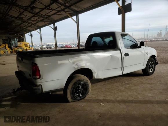 2001 Ford F-150 XL with VIN 2FTPF17Z41CA93204, listed as a Copart auction lot 86637324 with 121,331 mi miles and Salvage title. Bid and sale history available at DreamBid. Image 3.