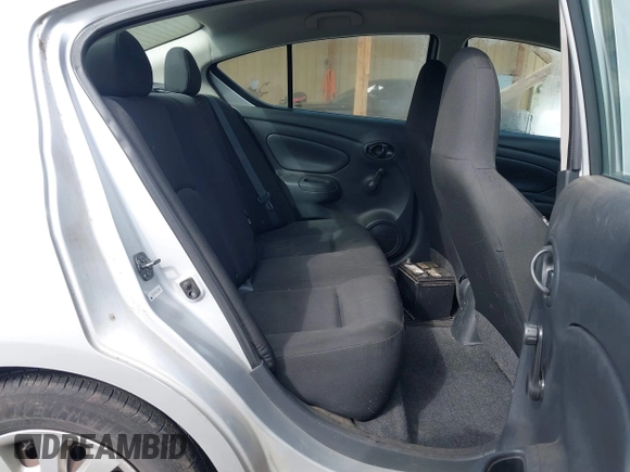 2015 Nissan Versa SV with VIN 3N1CN7AP9FL952593, listed as a IAAI auction lot 41940068 with 149,201 mi miles. Bid and sale history available at carsss.com. Image 8.