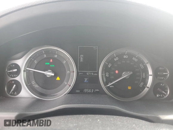2016 Toyota Land Cruiser z VIN JTMCY7AJ7G4038656, wystawiony jako Copart lot #58521335 z przebiegiem 195 631 mil mil oraz Czysty tytuł • Clean title. Historia ofert i sprzedaży dostępna na DreamBid. Obrazek 9.