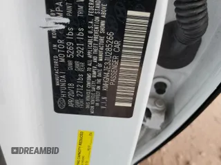 2018 Genesis G80 3.8L z VIN KMHGN4JE3JU285266, wystawiony jako Copart lot #58053355 z przebiegiem 69 335 mil mil oraz Szkoda całkowita • Salvage title. Historia ofert i sprzedaży dostępna na DreamBid. Obrazek 13.