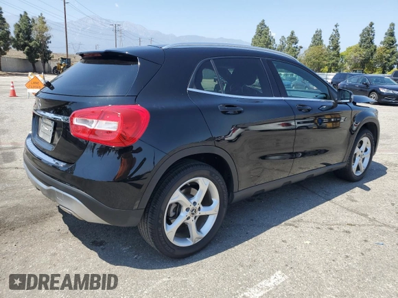 2019 Mercedes-Benz GLA 250 z VIN WDCTG4EB9KJ551075, wystawiony jako Copart lot #56349395 z przebiegiem 70 922 mil mil oraz Szkoda całkowita • Salvage title. Historia ofert i sprzedaży dostępna na DreamBid. Obrazek 3.