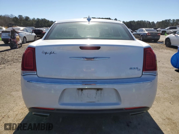 2016 Chrysler 300 with VIN 2C3CCAET1GH198305, listed as a Copart auction lot 88867505 with 101,795 mi miles and Salvage Title. Bid and sale history available at carsss.com. Image 6.