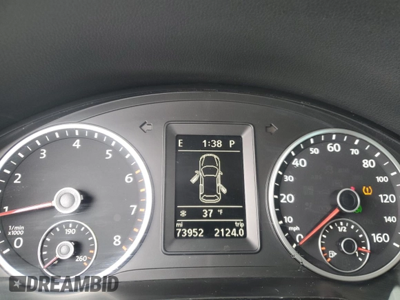 2013 Volkswagen Tiguan SEL with VIN WVGBV3AX6DW610541, listed as a Copart auction lot 49435125 with 73,952 mi miles and Salvage Title. Bid and sale history available at DreamBid. Image 9.