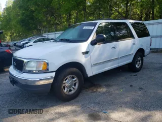 2002 Ford Expedition XLT с VIN 1FMRU15W52LA94288, выставлен на аукционе Copart как лот 52745335 с пробегом 219 734 миль миль и Списание • Salvage title. История ставок и продаж доступна на DreamBid. Изображение 1.