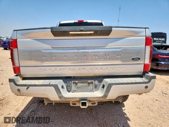 2019 Ford F-250 XL with VIN 1FT7W2BT6KED82721, listed as a Copart auction lot 61027695 with 166,167 mi miles and Salvage title. Bid and sale history available at DreamBid. Image 6.