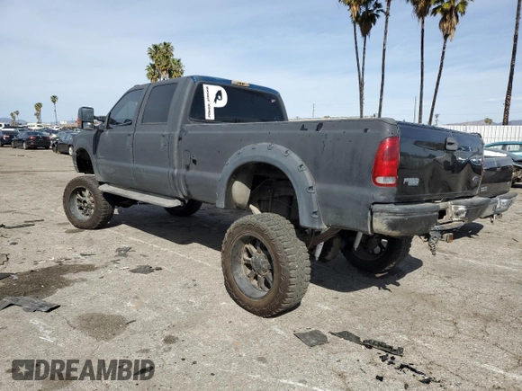 2000 Ford F-350 XL with VIN 1FTSW31FXYEB40549, listed as a Copart auction lot 46913195 with 227,408 mi miles and Salvage Title. Bid and sale history available at DreamBid. Image 3.