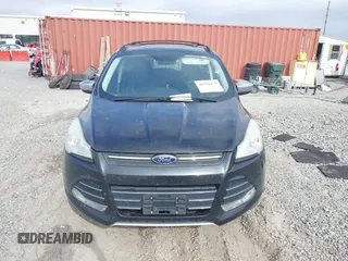 2014 Ford Escape SE with VIN 1FMCU0G9XEUE35271, listed as a IAAI auction lot 40896477 with 139,444 mi miles. Bid and sale history available at carsss.com. Image 12.