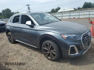 2022 Audi SQ5 Premium with VIN WA1A4AFY3N2107688, listed as a Copart auction lot 60595184 with 15,079 mi miles and Salvage Title. Bid and sale history available at DreamBid. Image 4.