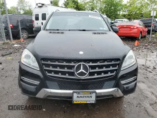 2015 Mercedes-Benz M 350 z VIN 4JGDA5HB7FA450096, wystawiony jako Copart lot #58029775 z przebiegiem 124 230 mil mil oraz Szkoda całkowita • Salvage title. Historia ofert i sprzedaży dostępna na DreamBid. Obrazek 5.