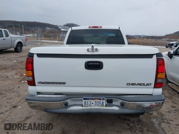 1999 Chevrolet Silverado 1500 LS with VIN 1GCEK14T2XZ125789, listed as a IAAI auction lot 40958507 with 178,496 mi miles. Bid and sale history available at carsss.com. Image 17.