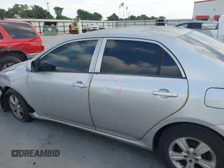 2010 Toyota Corolla с VIN 1NXBU4EE8AZ240766, выставлен на аукционе IAAI как лот 42045264 с пробегом 223 474 миль миль и . История ставок и продаж доступна на DreamBid. Изображение 14.
