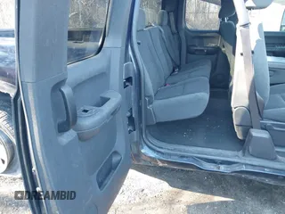 2008 Chevrolet Silverado 1500 1LT with VIN 2GCEC19J081208622, listed as a IAAI auction lot 41684612 with 253,258 mi miles and . Bid and sale history available at DreamBid. Image 8.