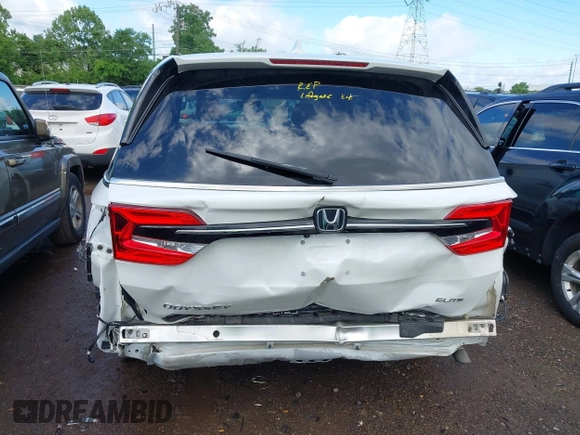 2022 Honda Odyssey Elite with VIN 5FNRL6H91NB058941, listed as a IAAI auction lot 42320293 with 30,977 mi miles and . Bid and sale history available at DreamBid. Image 17.