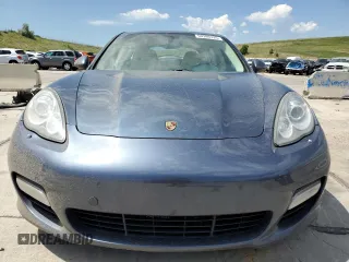 2010 Porsche Panamera Turbo with VIN WP0AC2A70AL090897, listed as a Copart auction lot 60986335 with 120,334 mi miles and Salvage title. Bid and sale history available at DreamBid. Image 5.