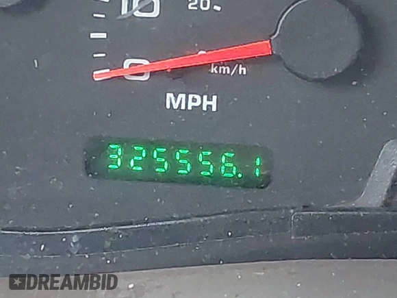 2003 Ford Excursion с VIN 1FMSU45F93EA92116, выставлен на аукционе IAAI как лот 42016521 с пробегом 325 556 миль миль и . История ставок и продаж доступна на DreamBid. Изображение 15.