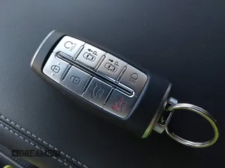 2022 Genesis GV70 2.5T с VIN KMUMADTB9NU046877, выставлен на аукционе IAAI как лот 41821199 с пробегом 28 546 миль миль и . История ставок и продаж доступна на DreamBid. Изображение 11.