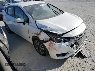 2022 Nissan Versa SV z VIN 3N1CN8EV0NL839211, wystawiony jako Copart lot #83053744 z przebiegiem 7 670 mil mil oraz Szkoda całkowita • Salvage title. Historia ofert i sprzedaży dostępna na DreamBid. Obrazek 4.