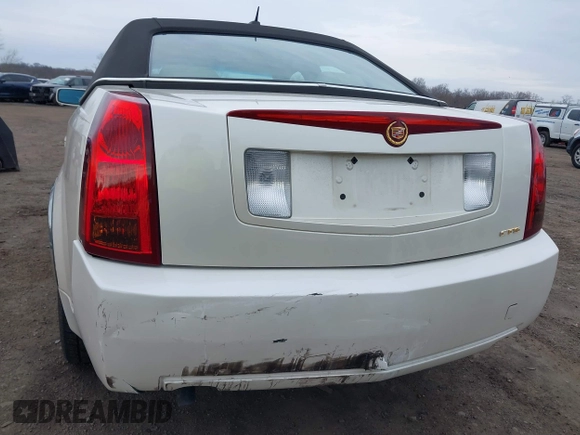 2007 Cadillac CTS z VIN 1G6DP577070131729, wystawiony jako IAAI lot #41717213 z przebiegiem 35 930 mil mil oraz . Historia ofert i sprzedaży dostępna na DreamBid. Obrazek 6.