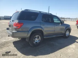2005 Toyota Sequoia SR5 with VIN 5TDZT34A55S256027, listed as a Copart auction lot 47748135 with 216,652 mi miles and Salvage Title. Bid and sale history available at carsss.com. Image 3.